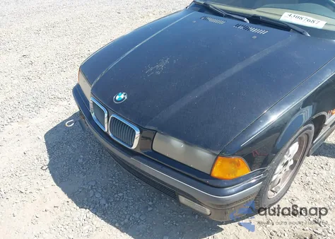 1998 BMW 328Ic из США, поврежденный, VIN WBABK7334WET66974